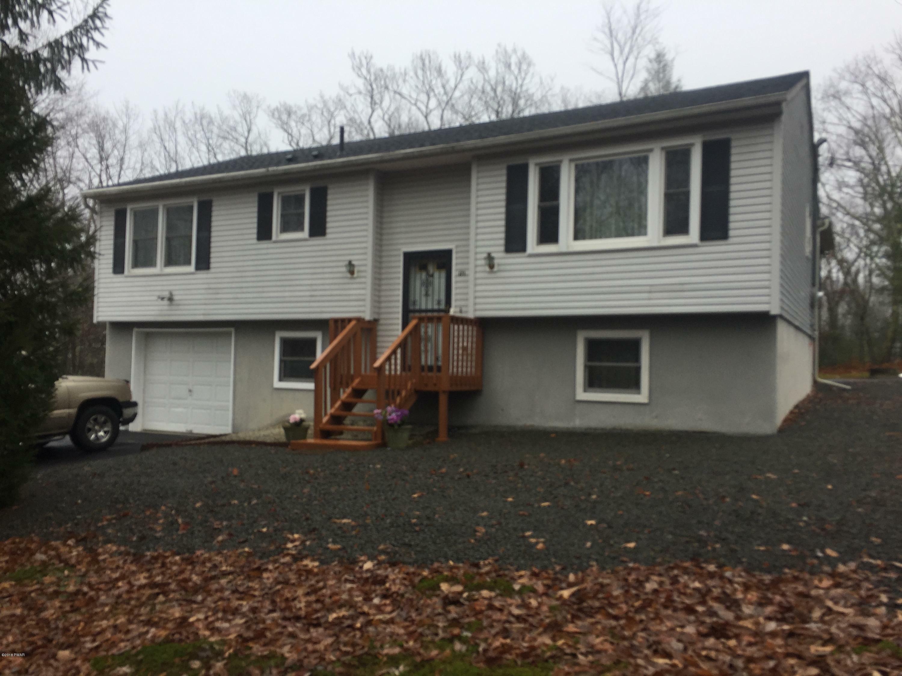 Property Photo:  171 Birch Drive  PA 18458 