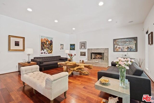 Property Photo:  10348 Caribou Lane  CA 90077 