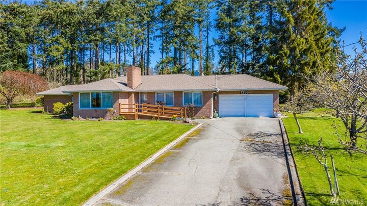 1298 Swantown Rd  Oak Harbor WA 98277 photo