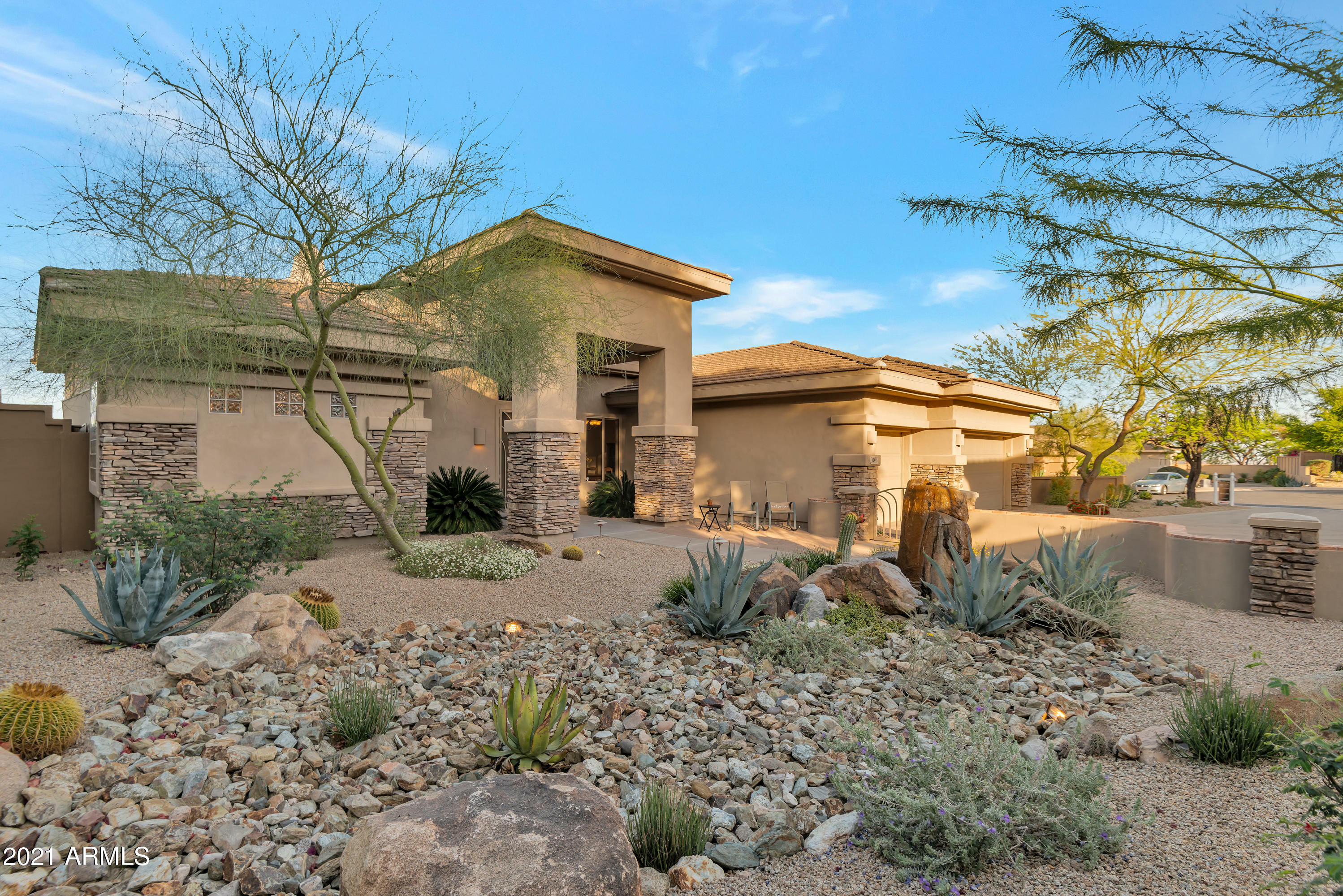 Property Photo: 14854 E Vistaview Court AZ 85268