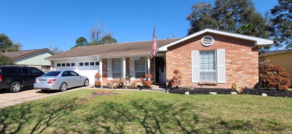 Property Photo: 2601 Easy Street TX 77502