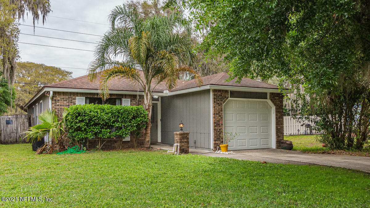 Property Photo:  3936 Valley Garden Drive  FL 32225 