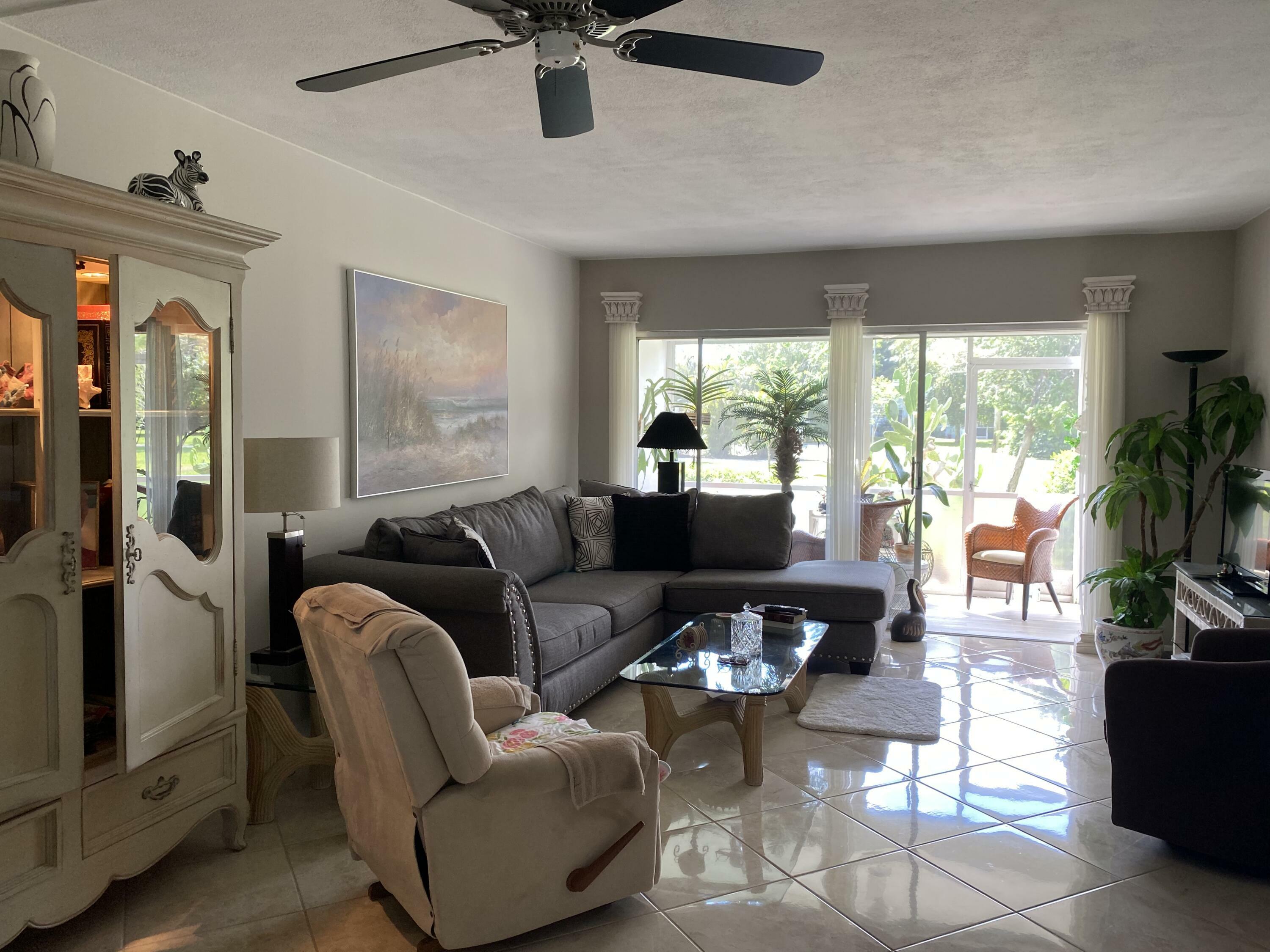 Property Photo:  2460 SW 22nd Avenue 805  FL 33445 