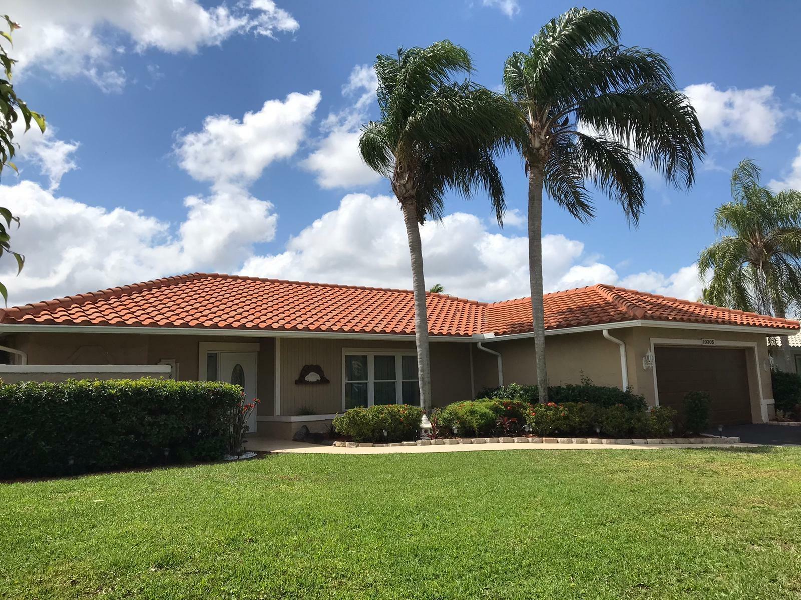 Property Photo:  10305 Crosswind Road  FL 33498 