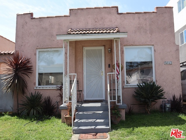 Property Photo:  5462   Carlin St  CA 90016 