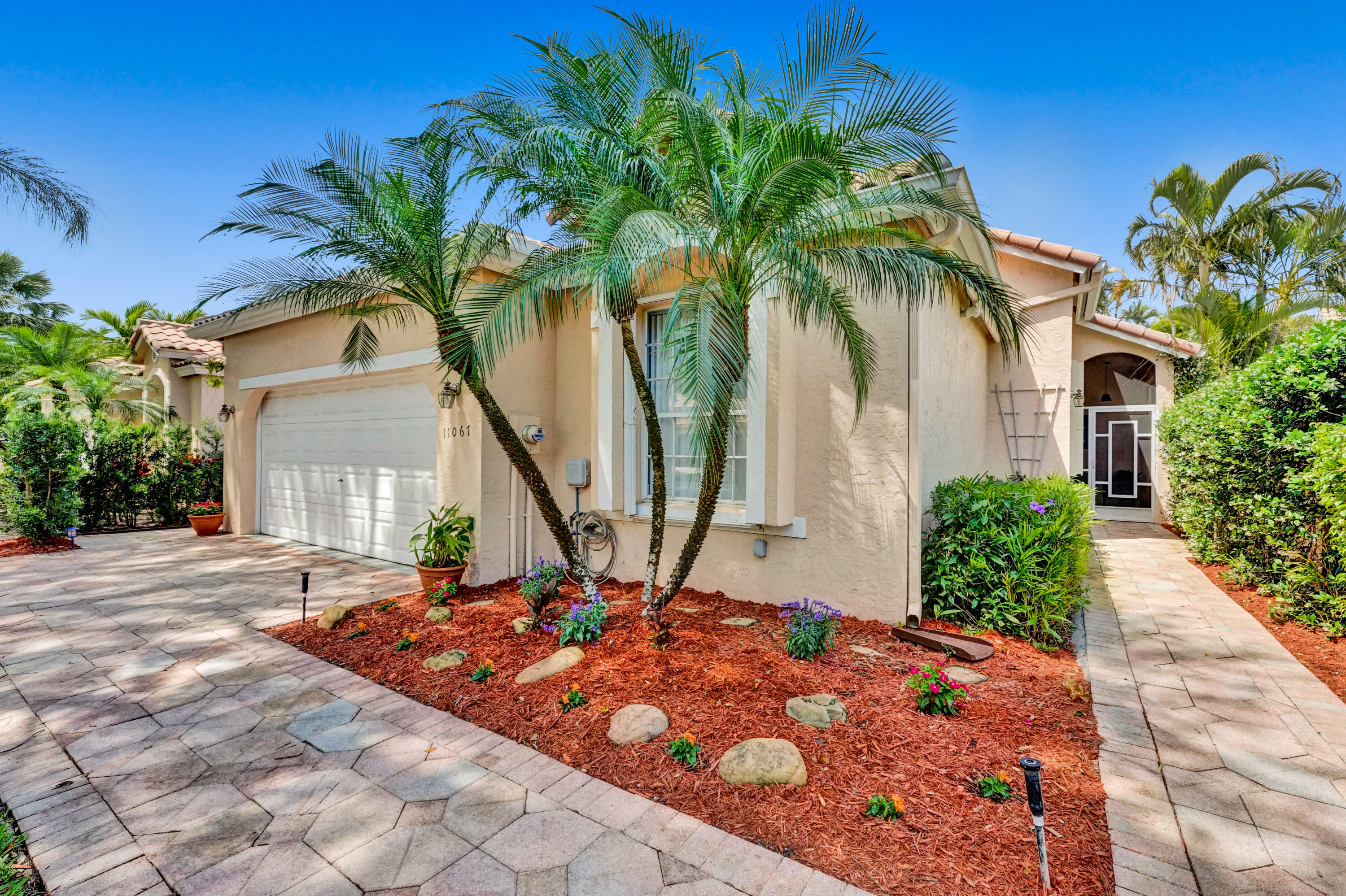 Property Photo:  11067 Springbrook Circle  FL 33437 