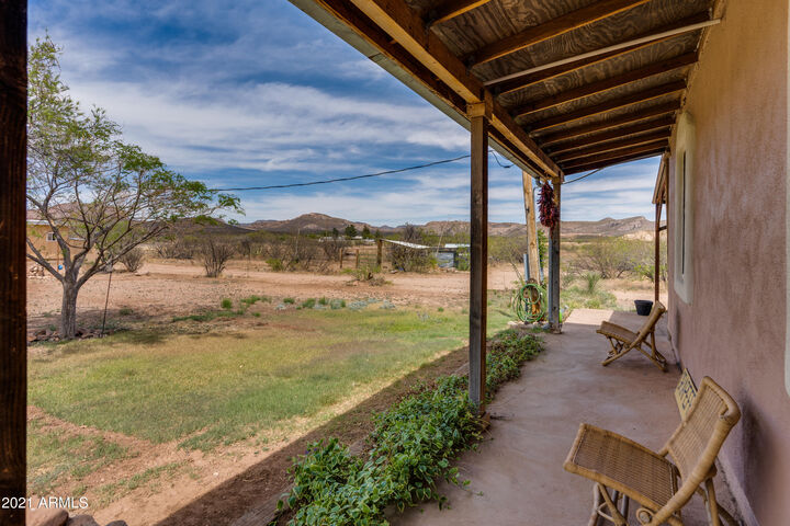 Property Photo:  1205 E Jackrabbit Trail  AZ 85607 