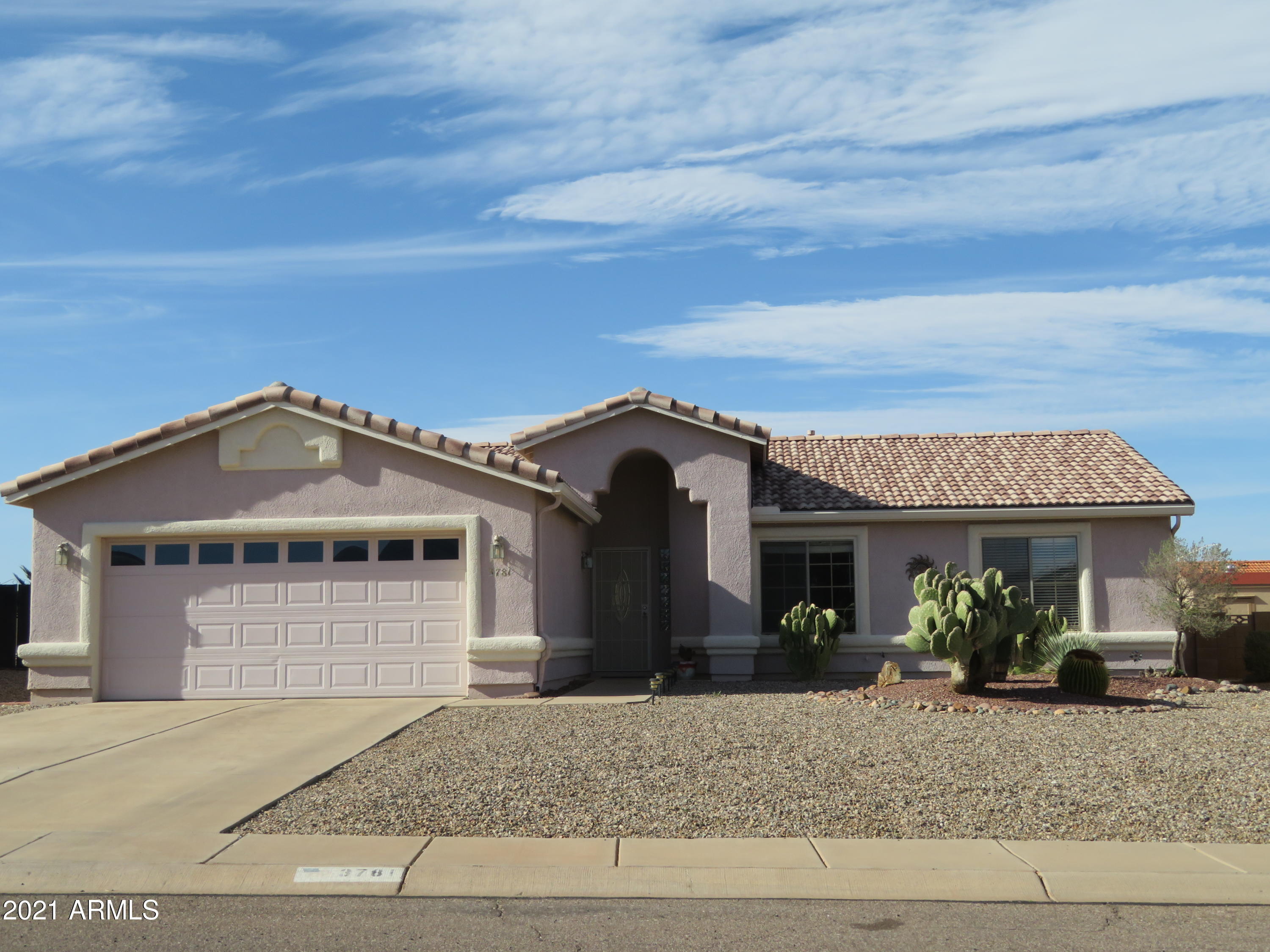 Property Photo: 3781 Via Del Trinidad -- AZ 85650