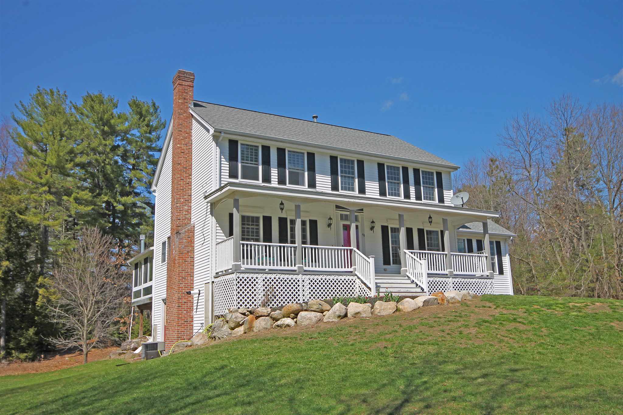 Property Photo:  48 Litchfield Road  NH 03053 