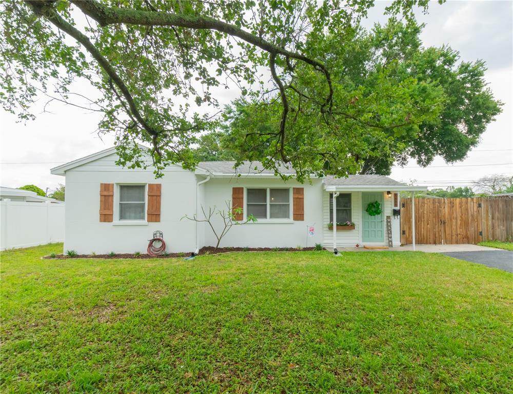 Property Photo:  1609 Winchester Road N  FL 33710 