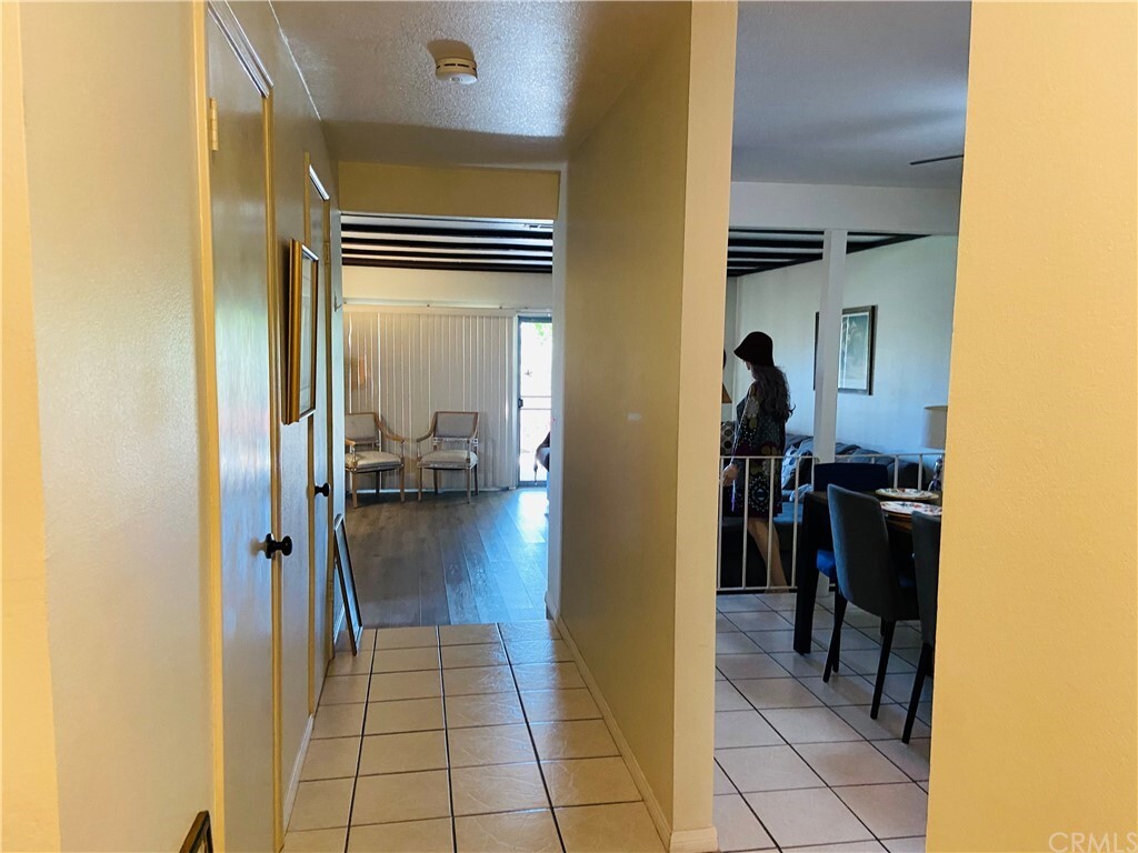 Property Photo: 1040 Central Avenue 17 CA 92507