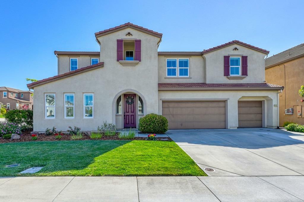 Property Photo:  5601 Saratoga Circle  CA 95765 