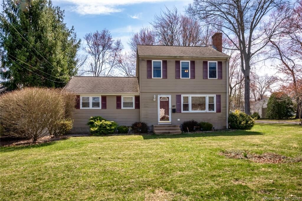 Property Photo: 127 Dale Road CT 06109