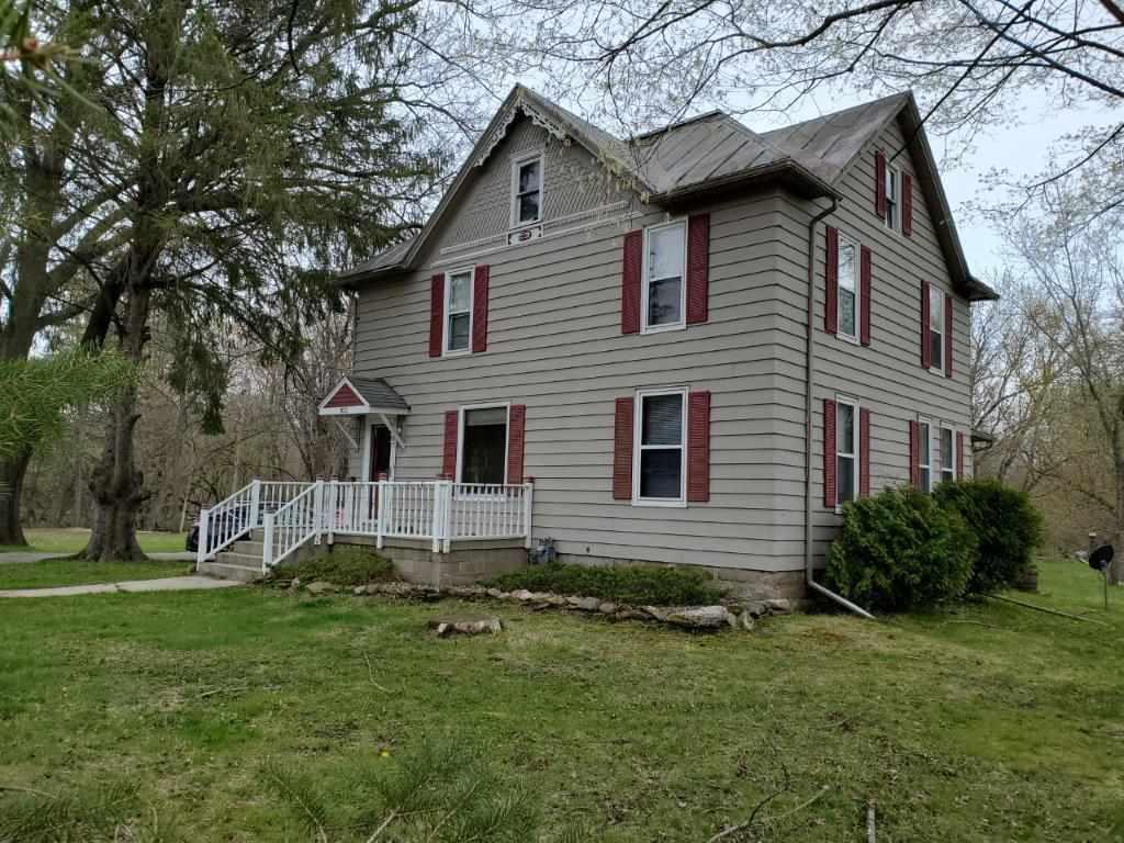 Property Photo: 922 Water St WI 53913