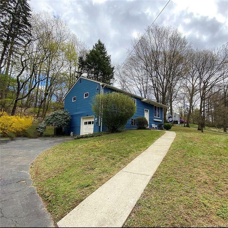 Property Photo:  564 Millburn Court  NY 10989 