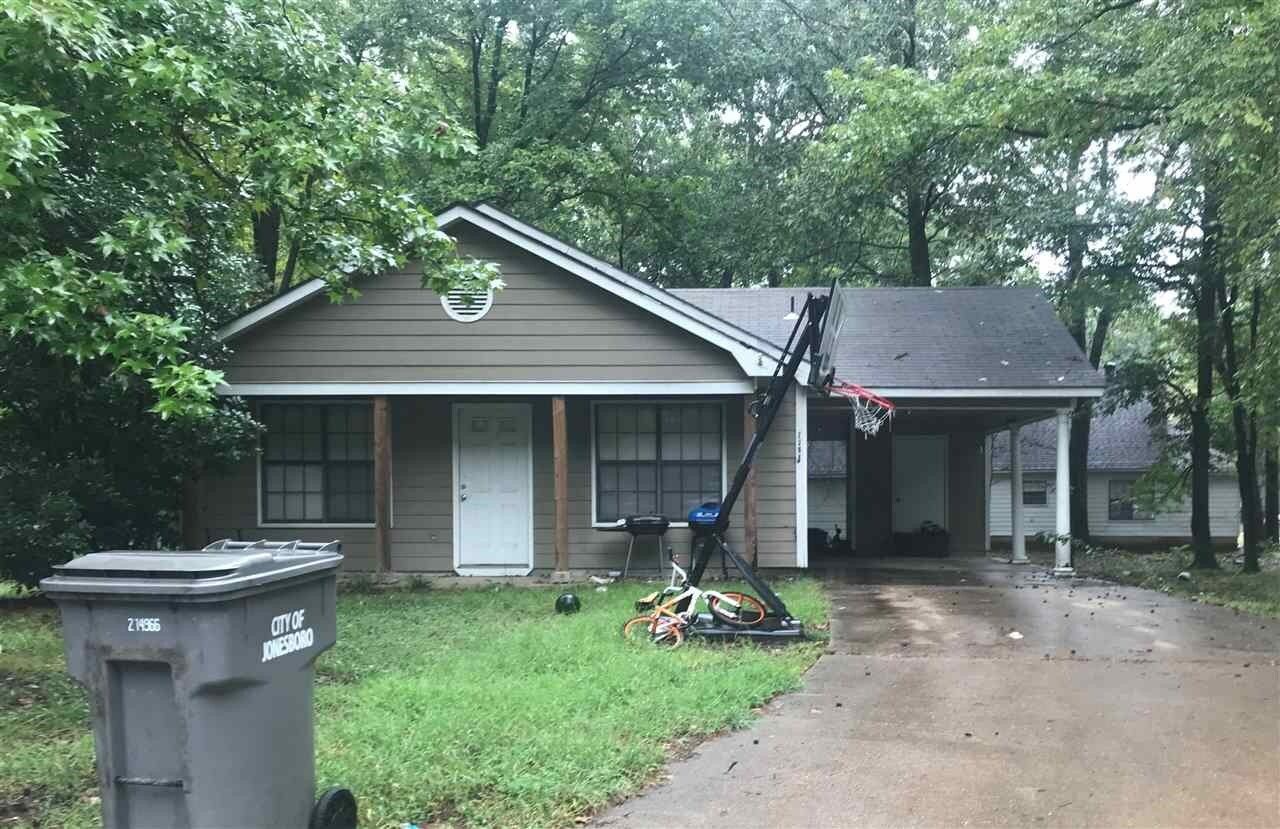 Property Photo: 2304 Biltmore Cove AR 72404