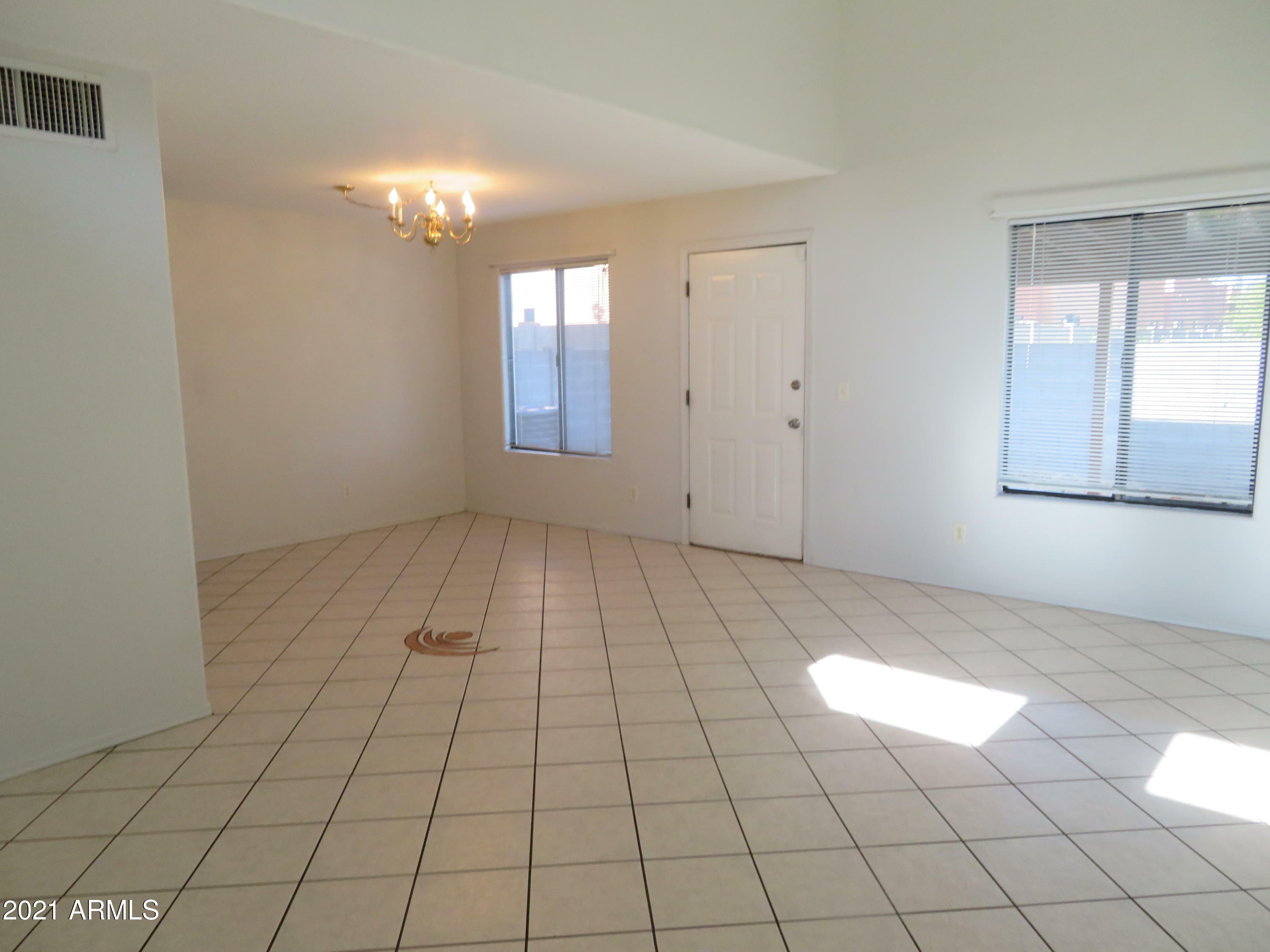 Property Photo: 1288 Leon Way AZ 85635