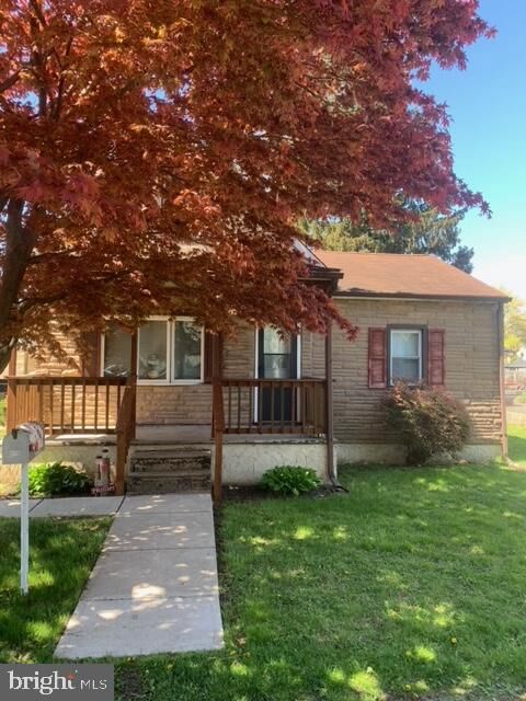 Property Photo: 816 Rosa Avenue PA 19021