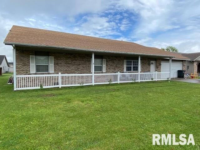 Property Photo:  2214 Darren  IL 62959 