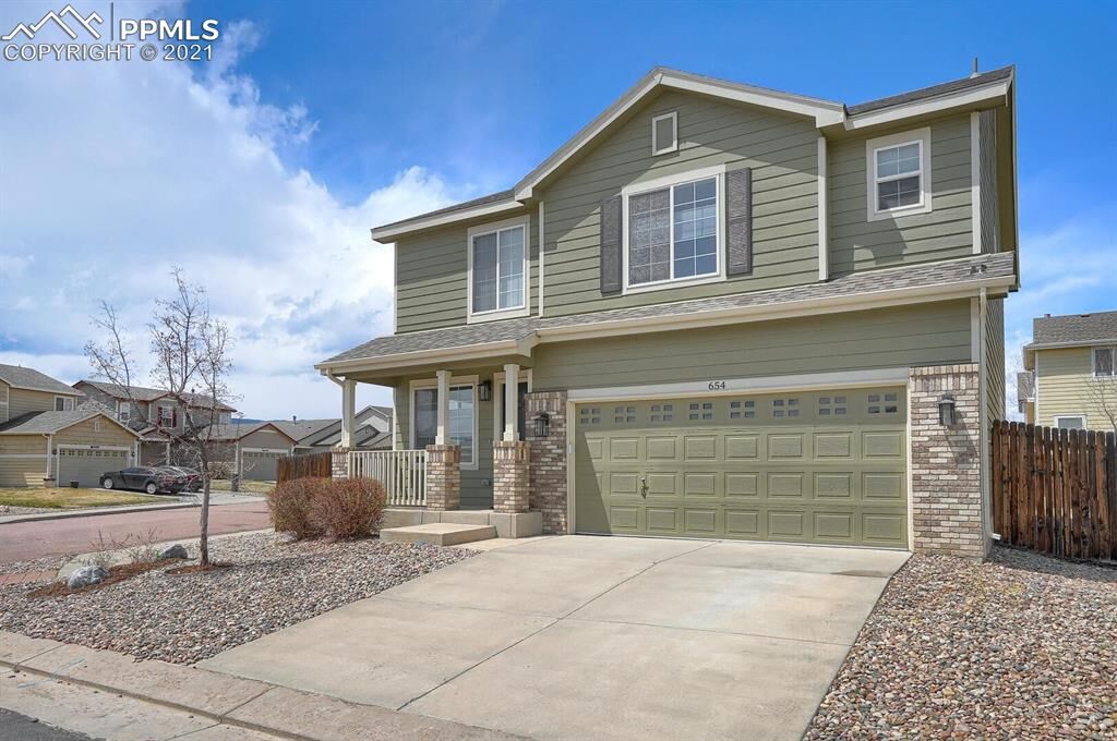 Property Photo:  654 Rolling Rock Point  CO 80921 