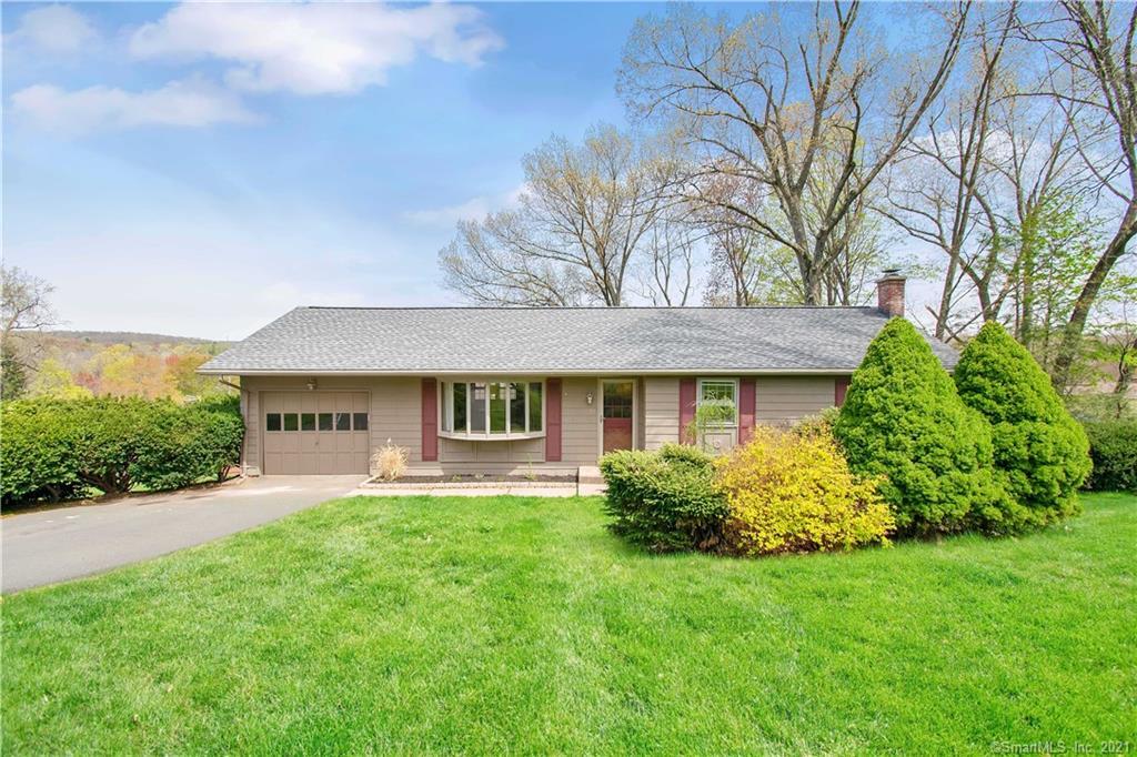 Property Photo: 32 Hilltop Avenue CT 06066