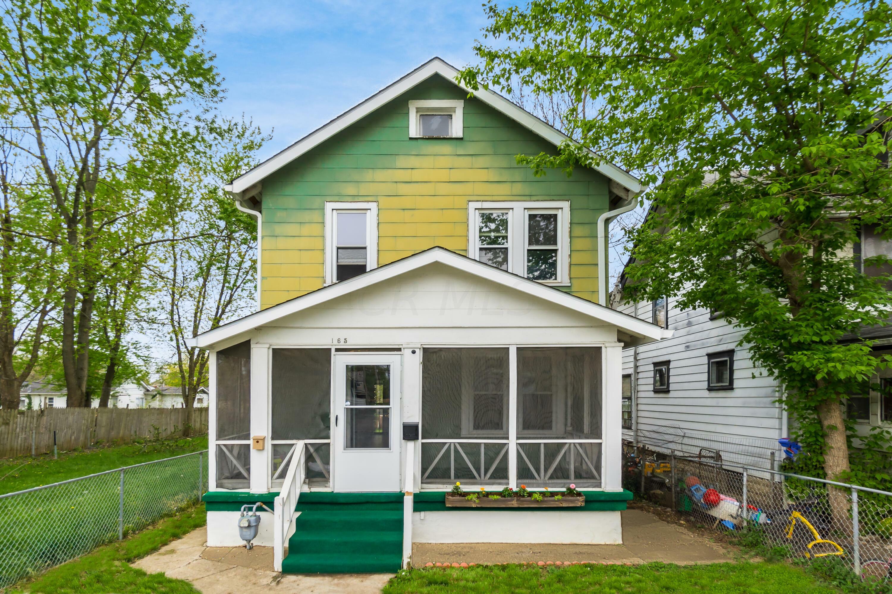 Property Photo:  165 S Oakley Avenue  OH 43204 