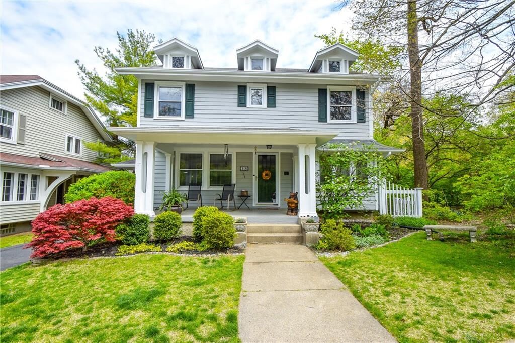 Property Photo: 318 Oakwood Avenue OH 45409