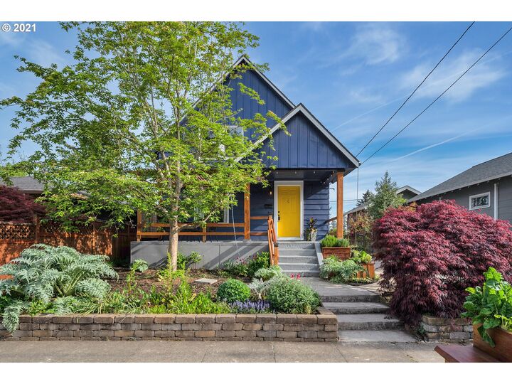 6603 SE Carlton St  Portland OR 97206 photo