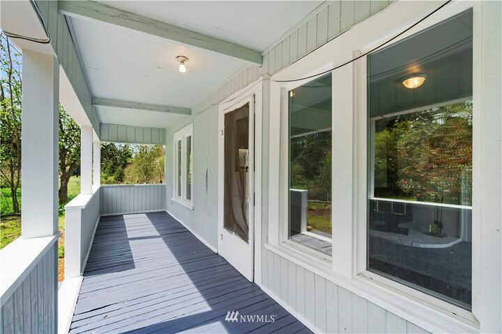 Property Photo:  13810 148th Avenue SE  WA 98597 