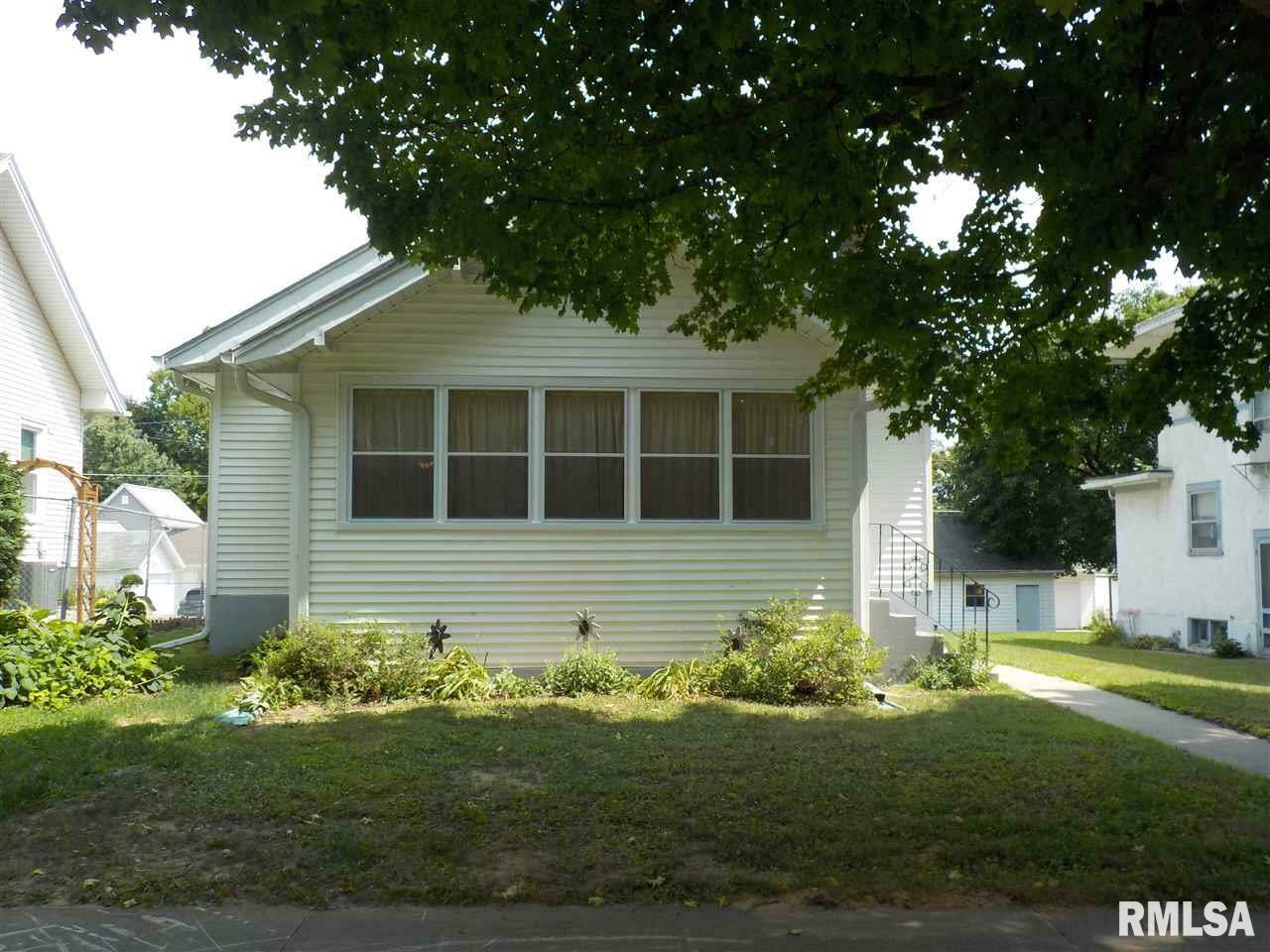 Property Photo:  1515 N 4th  IA 52732 