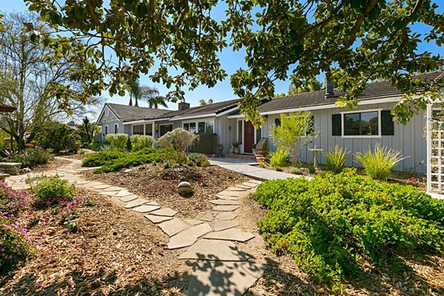 919 Valley Drive  Vista CA 92084 photo