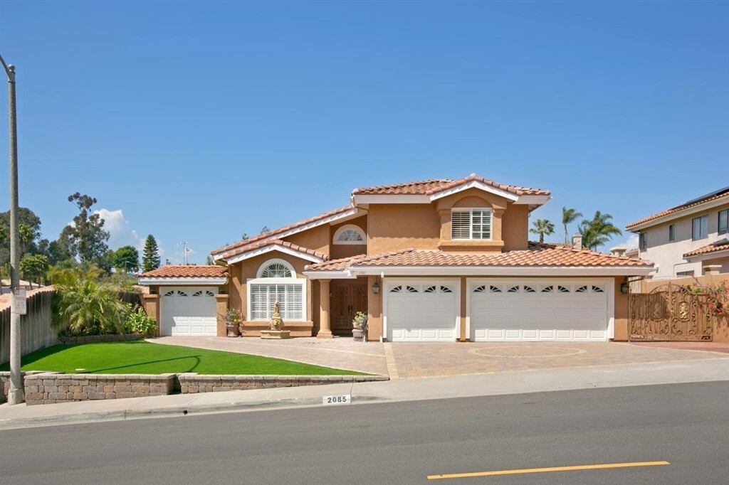Property Photo: 2085 Westwood CA 92083