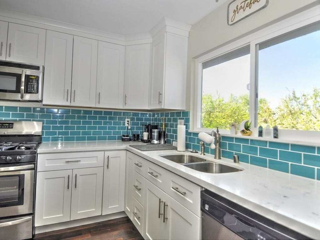 Property Photo: 4205 Poquito Way 2 CA 92057