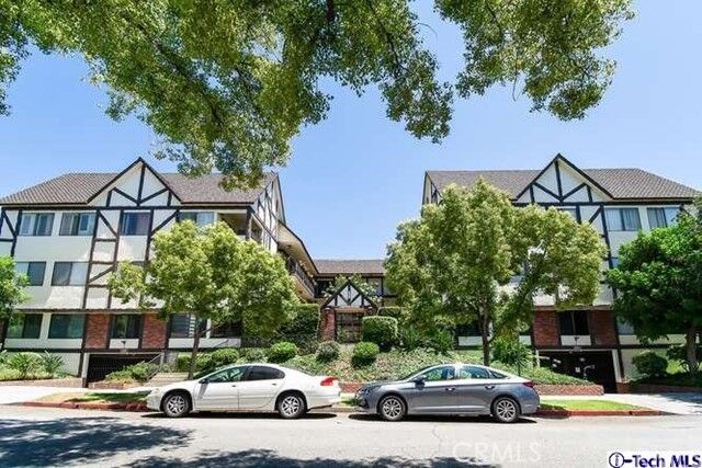 Property Photo:  234 N Kenwood Street 106  CA 91206 