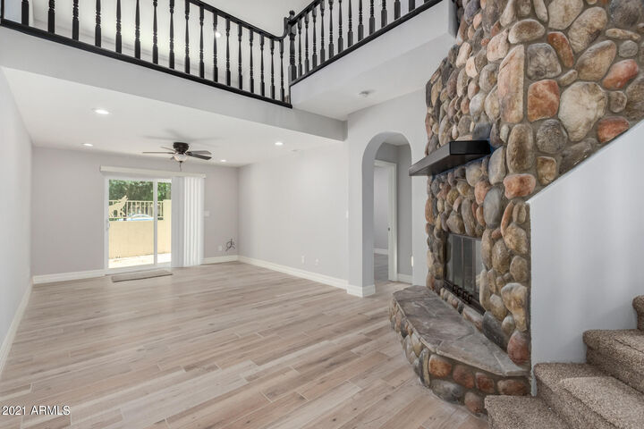 Property Photo: 19925 N Denaro Drive AZ 85308