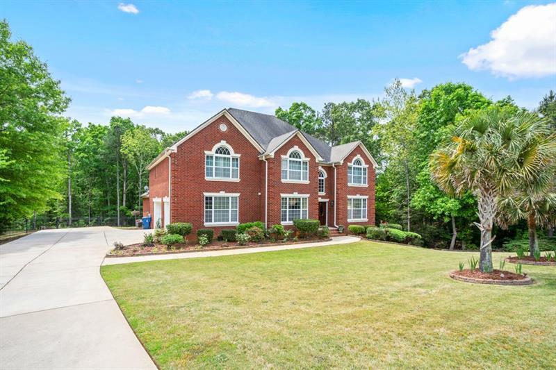 Property Photo: 1404 Swiftwater Circle GA 30252