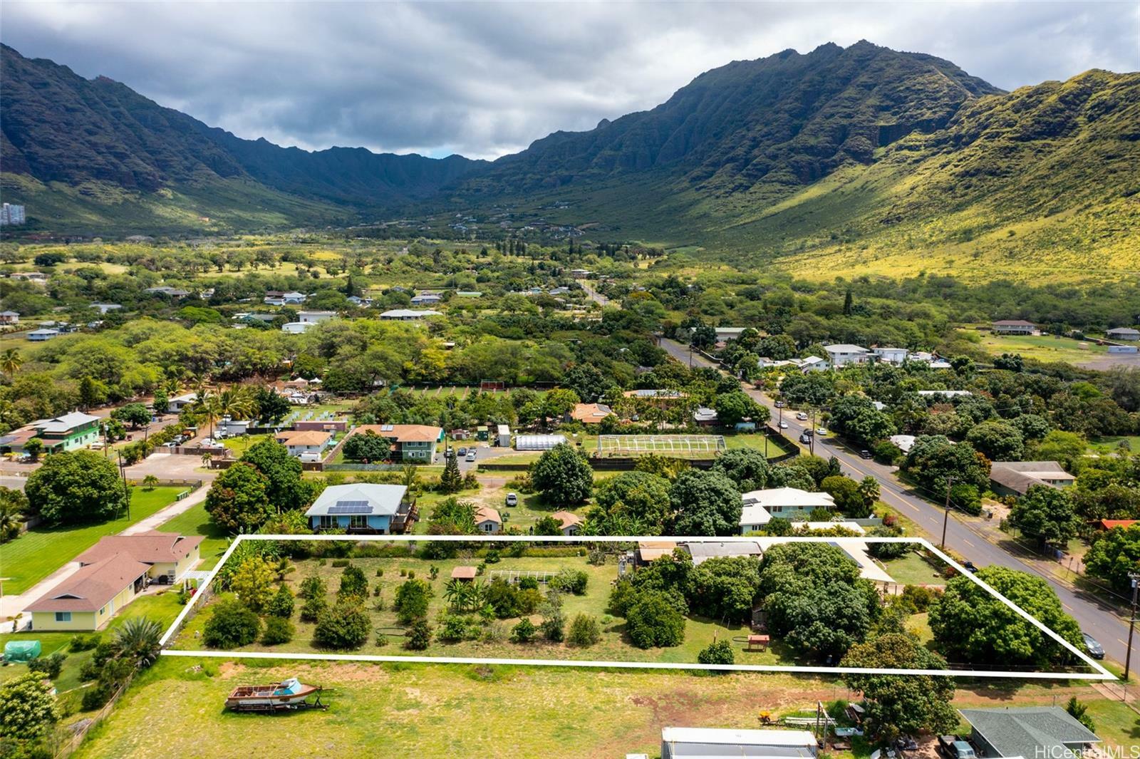 Property Photo:  84-242 Makaha Valley Road  HI 96792 