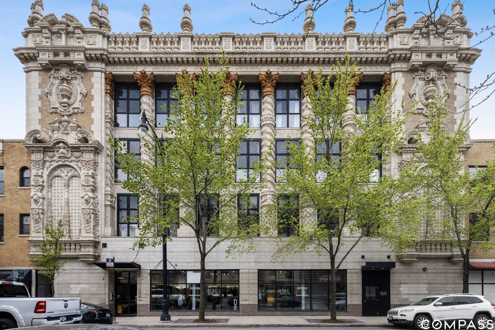 Property Photo:  1635 W Belmont Avenue 409  IL 60657 