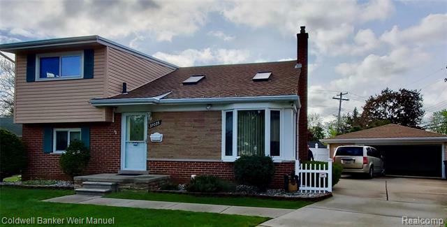 Property Photo:  31035 Mackenzie Drive  MI 48185 