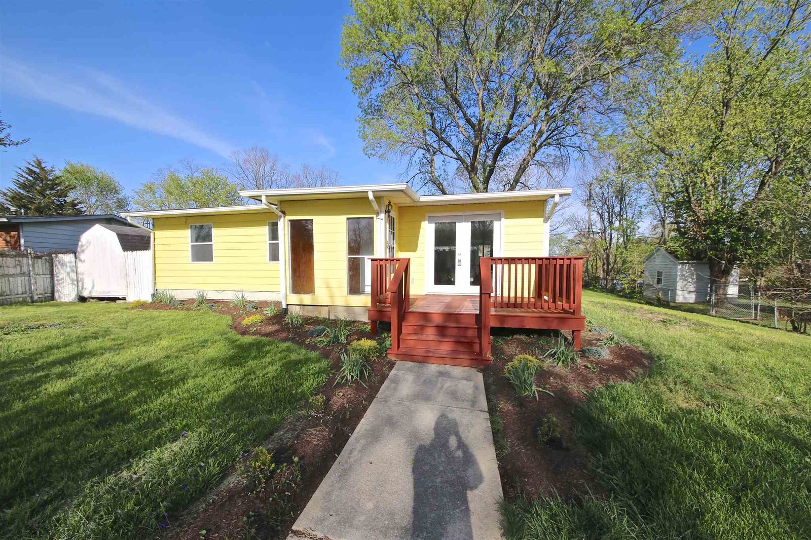 Property Photo:  904 N Orris Drive  IN 47404 