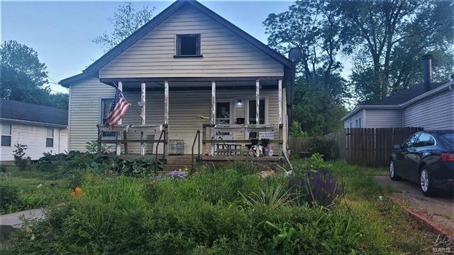 Property Photo: 2904 Pershing Boulevard 62040