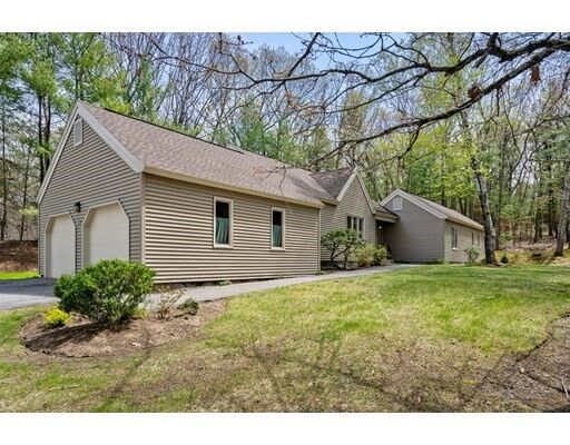 Property Photo:  1 Brandywyne 1  MA 01778 