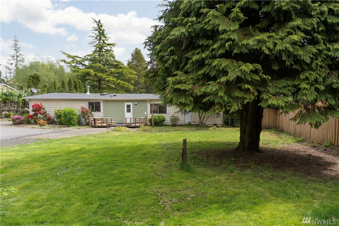 Property Photo:  4045 Thorson Rd W  WA 98312 