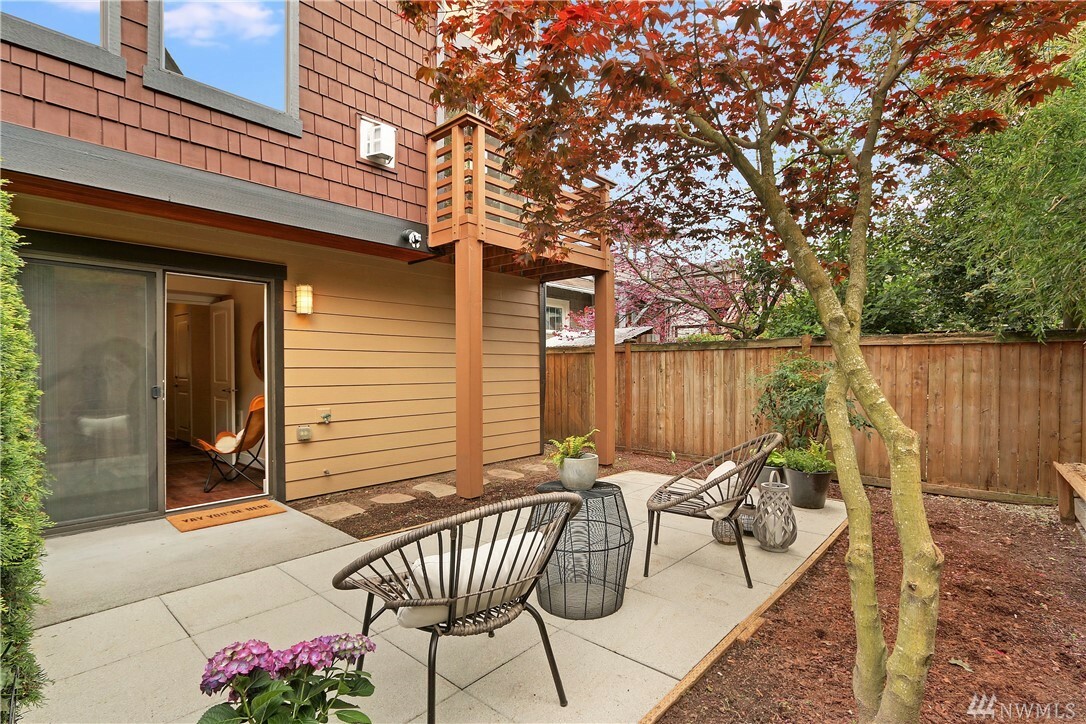 Property Photo:  3625 Palatine Ave N A  WA 98103 