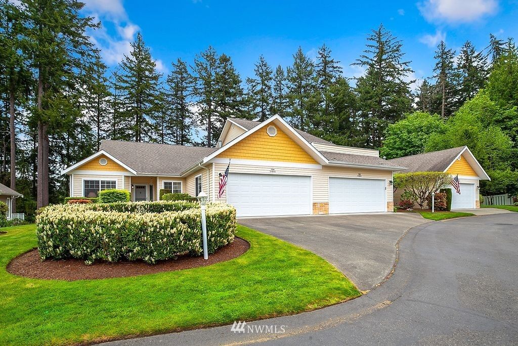 Property Photo:  31855 48th Circle SW  WA 98023 