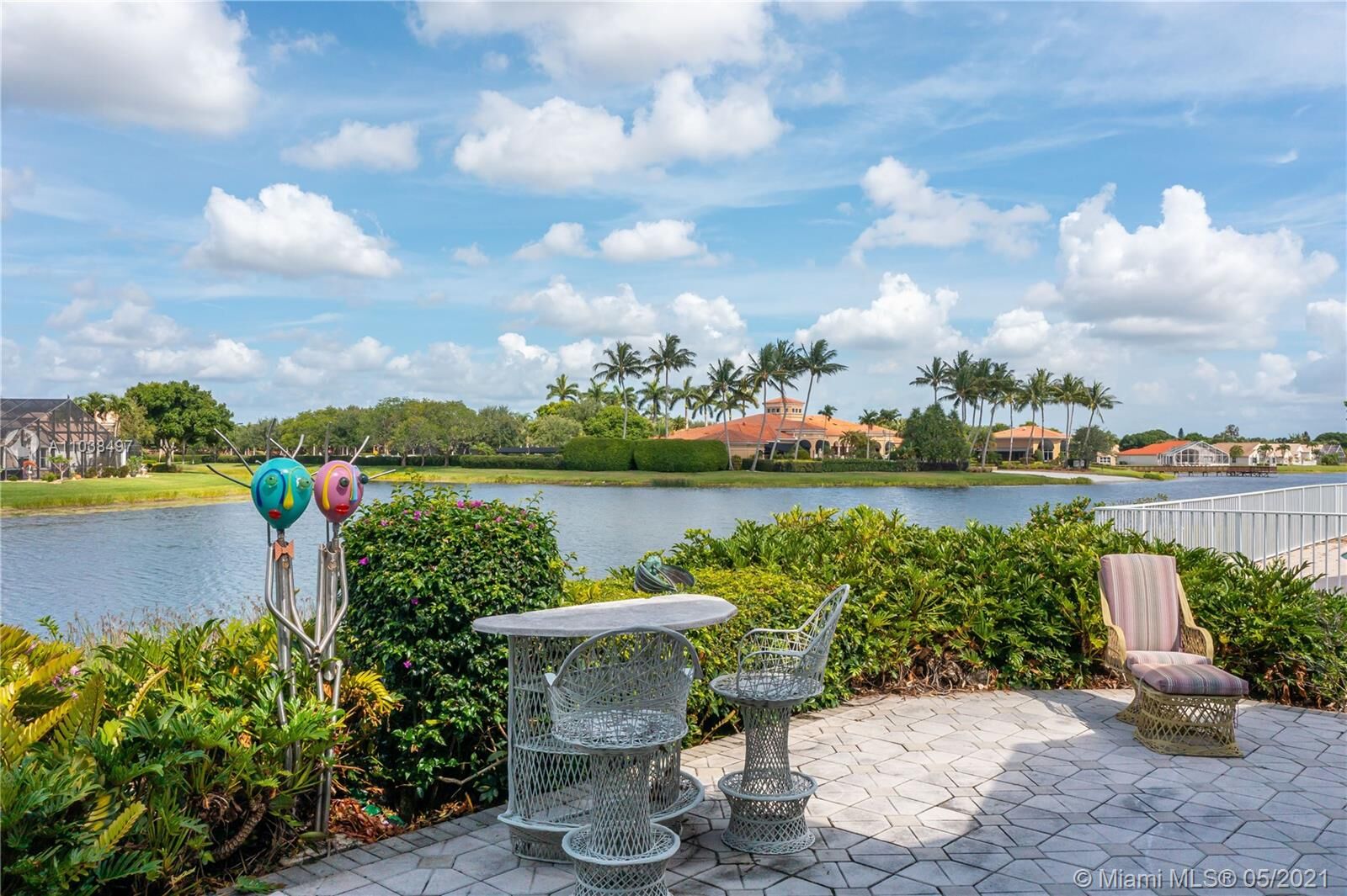 Property Photo: 11710 Caracas Blvd FL 33437