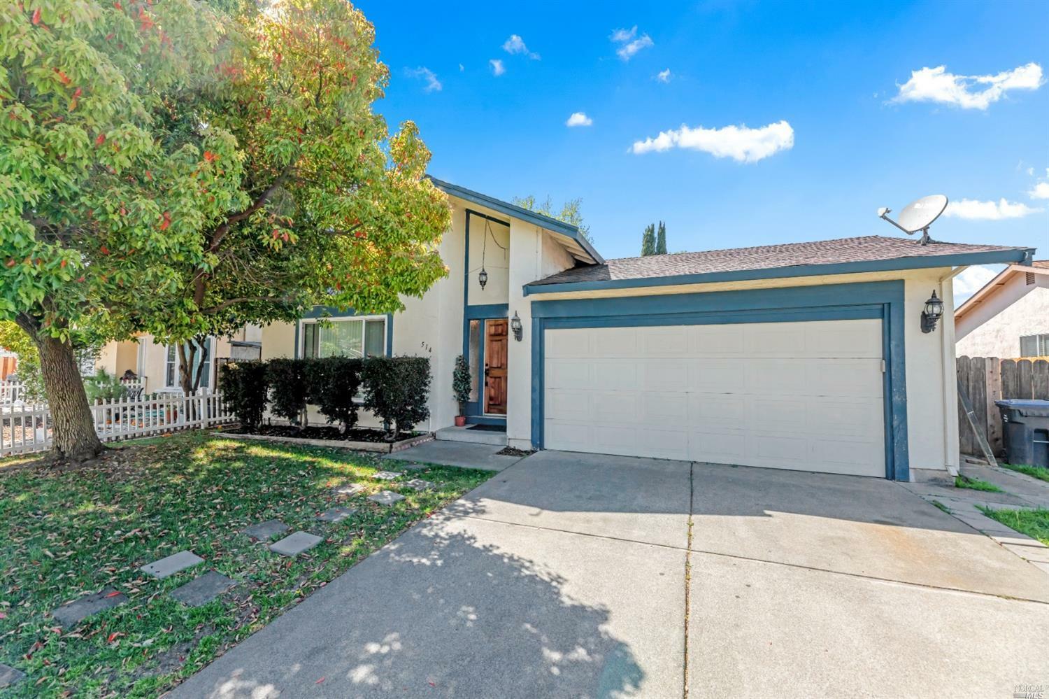 Property Photo:  514 Hummingbird Way  CA 94585 