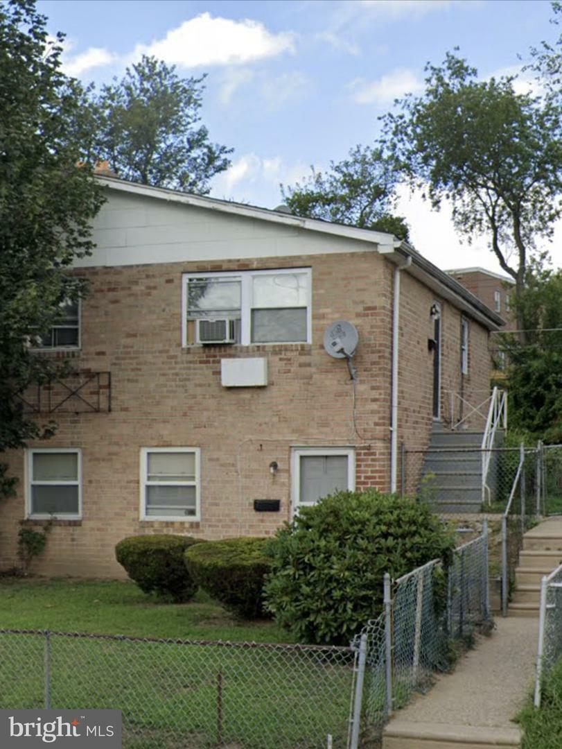 Property Photo:  511 Foster Street  PA 19116 