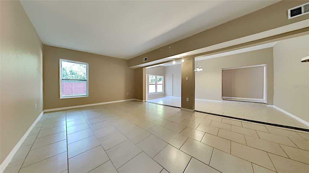 Property Photo:  1525 Kings Court  FL 32780 