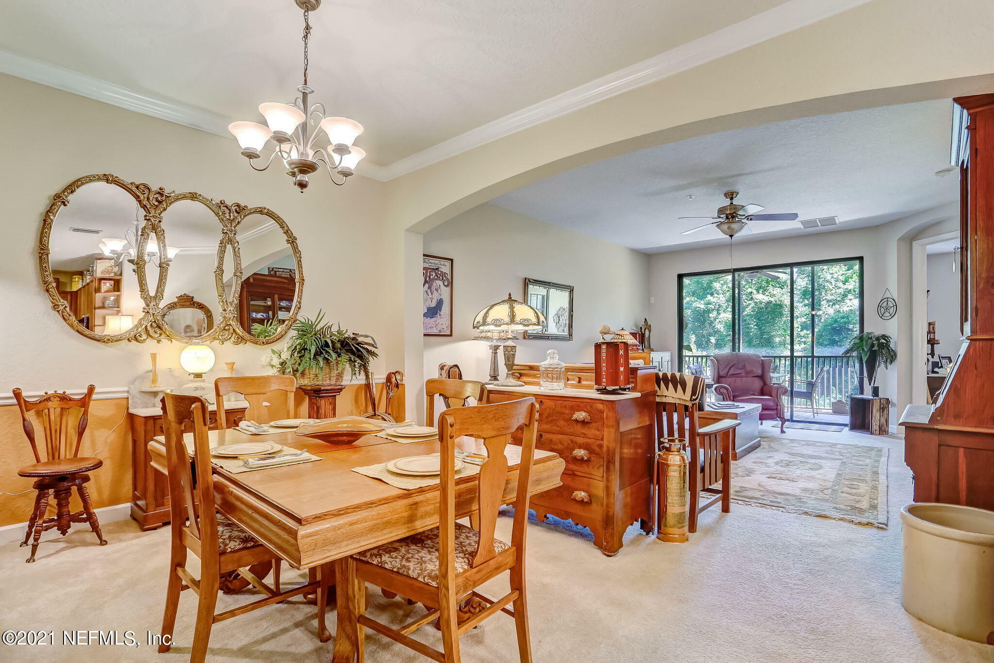 Property Photo: 220 Paseo Terraza 202 FL 32095